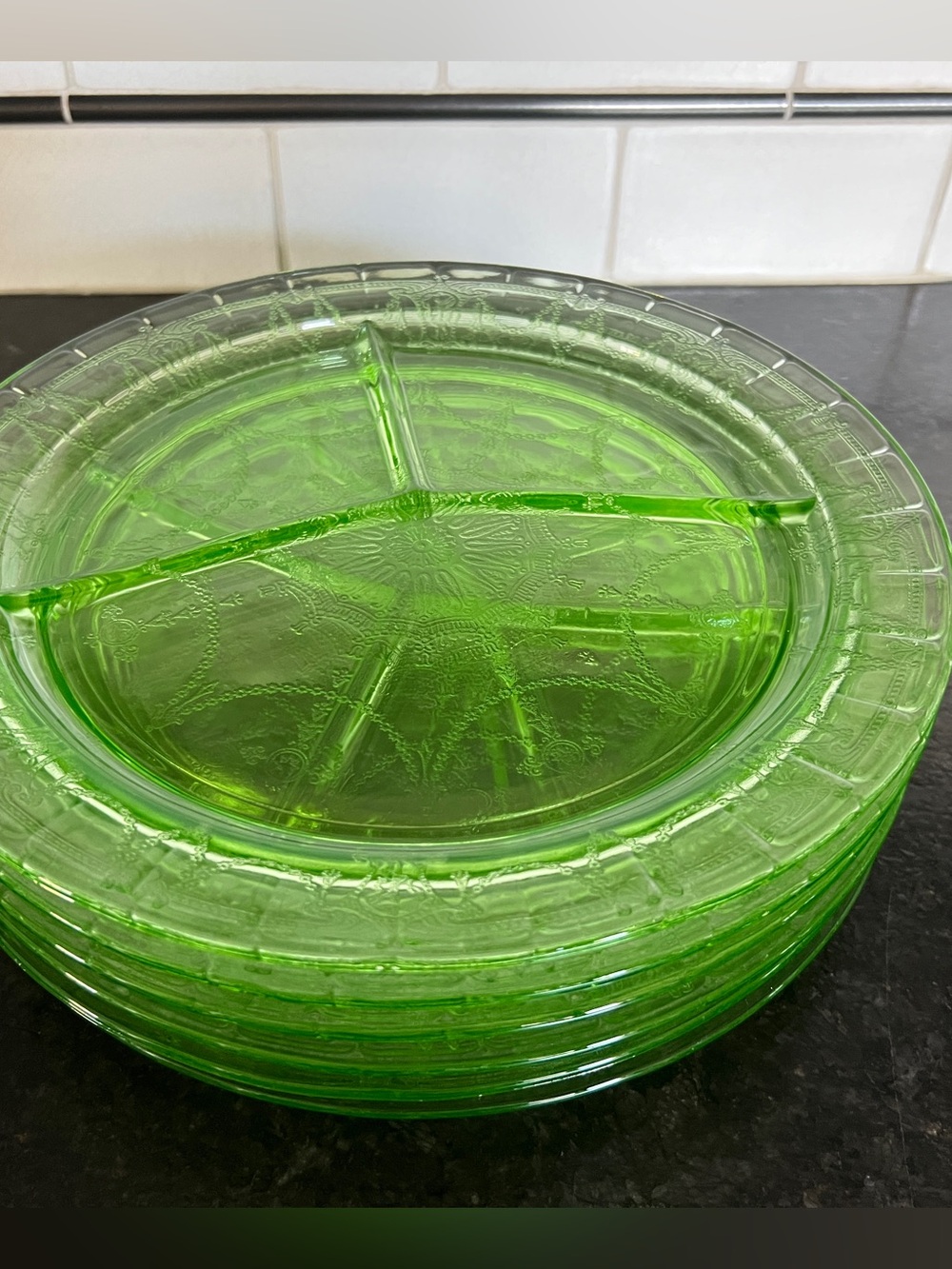 Set of 6 Cameo Ballerina Pattern Depression Glass Uranium Divided Grill Plates